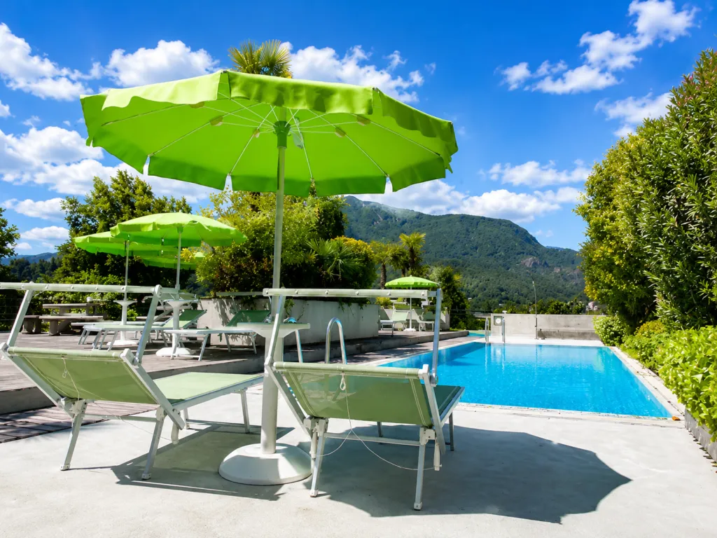 Hotel Nessi Locarno_piscina estate5
