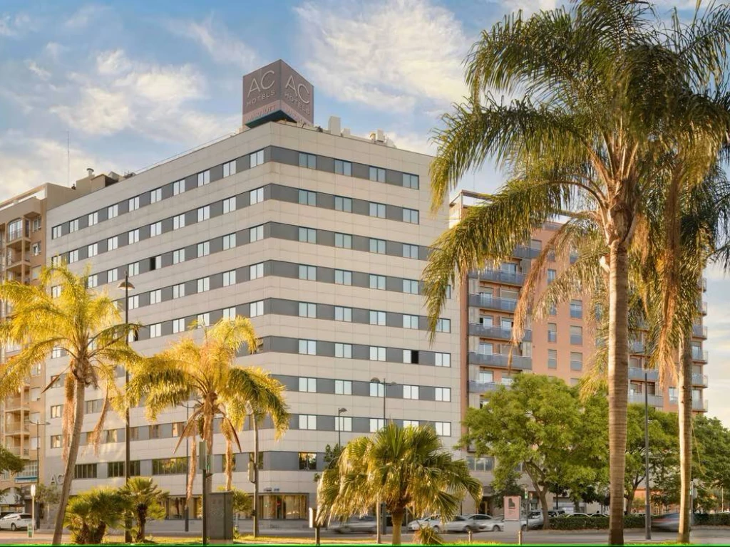 vlcva-exterior-6706-hor-wide (2)