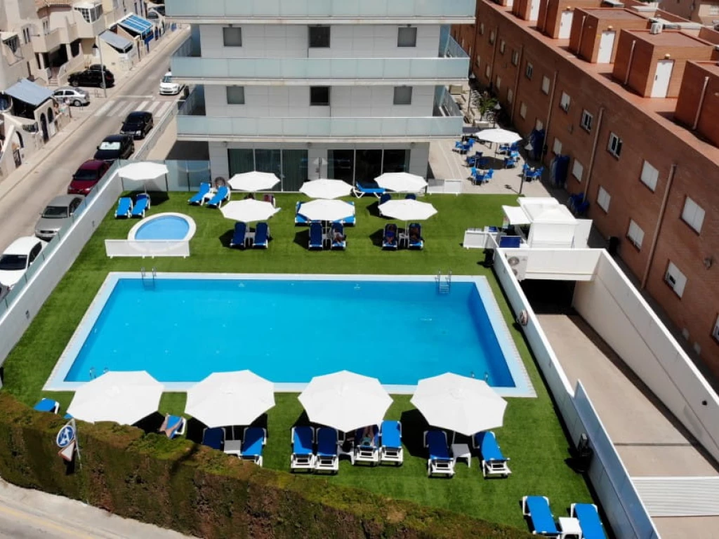 03-hotel-lodomar-spa-talasoterapia-piscina