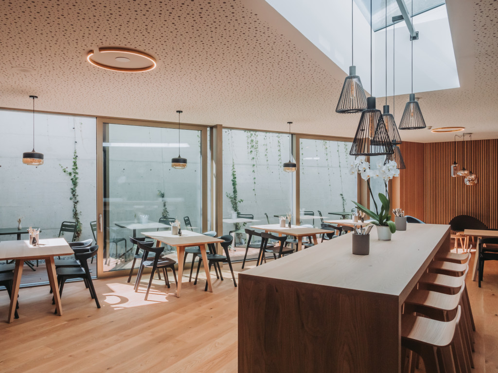 Jugendherberge-Montreux-Restaurant-Leonidas_Portmann-34
