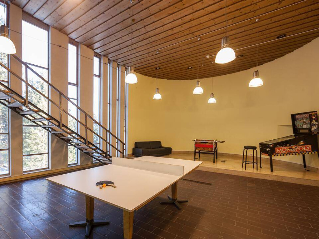 lounge 3