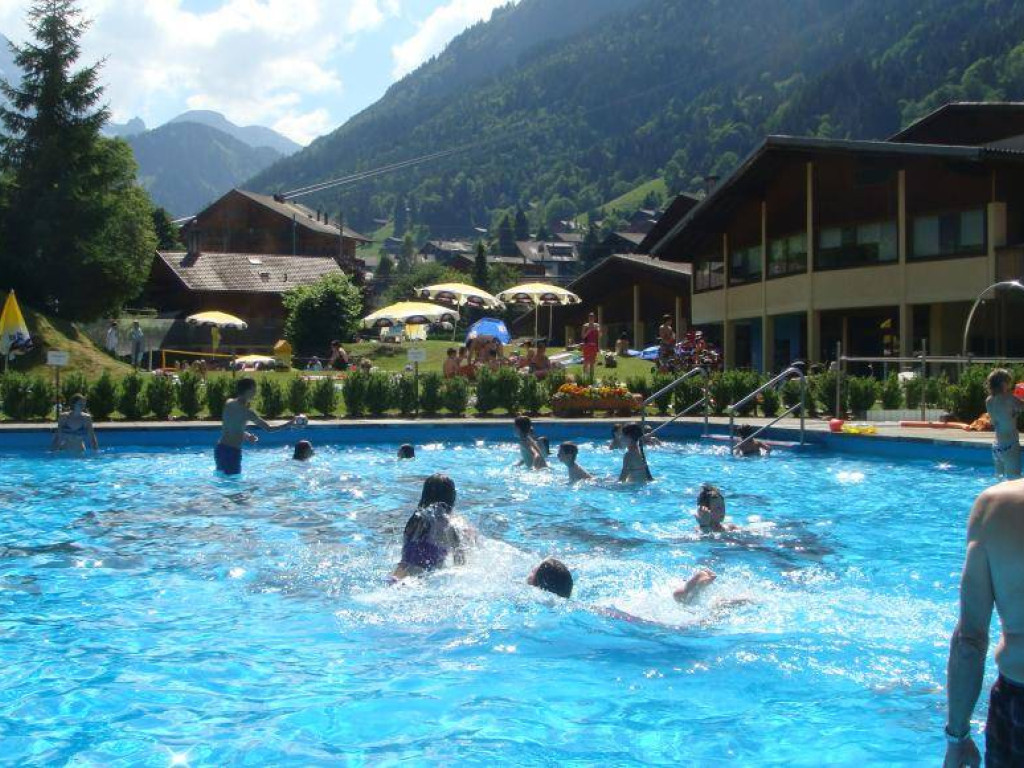 Schwimmbad Champery