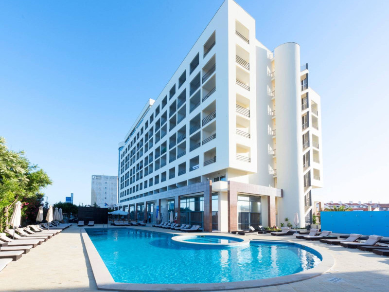 Tryp Caparica