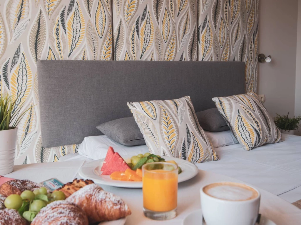Hotel 1