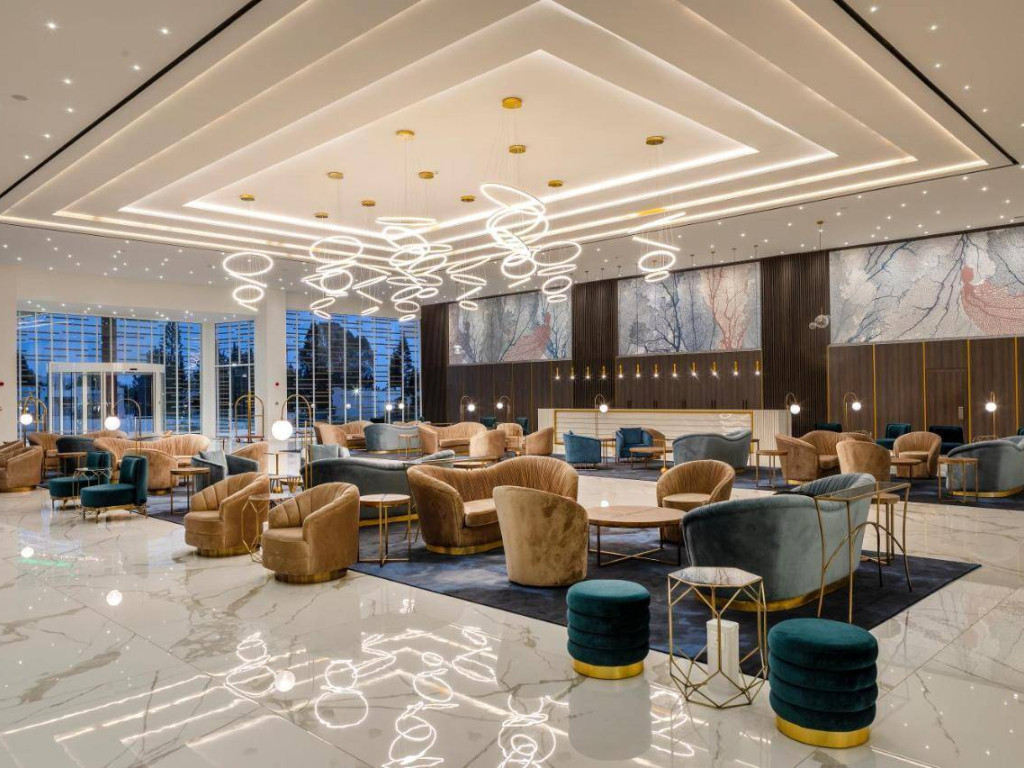 chrysomare Lobby