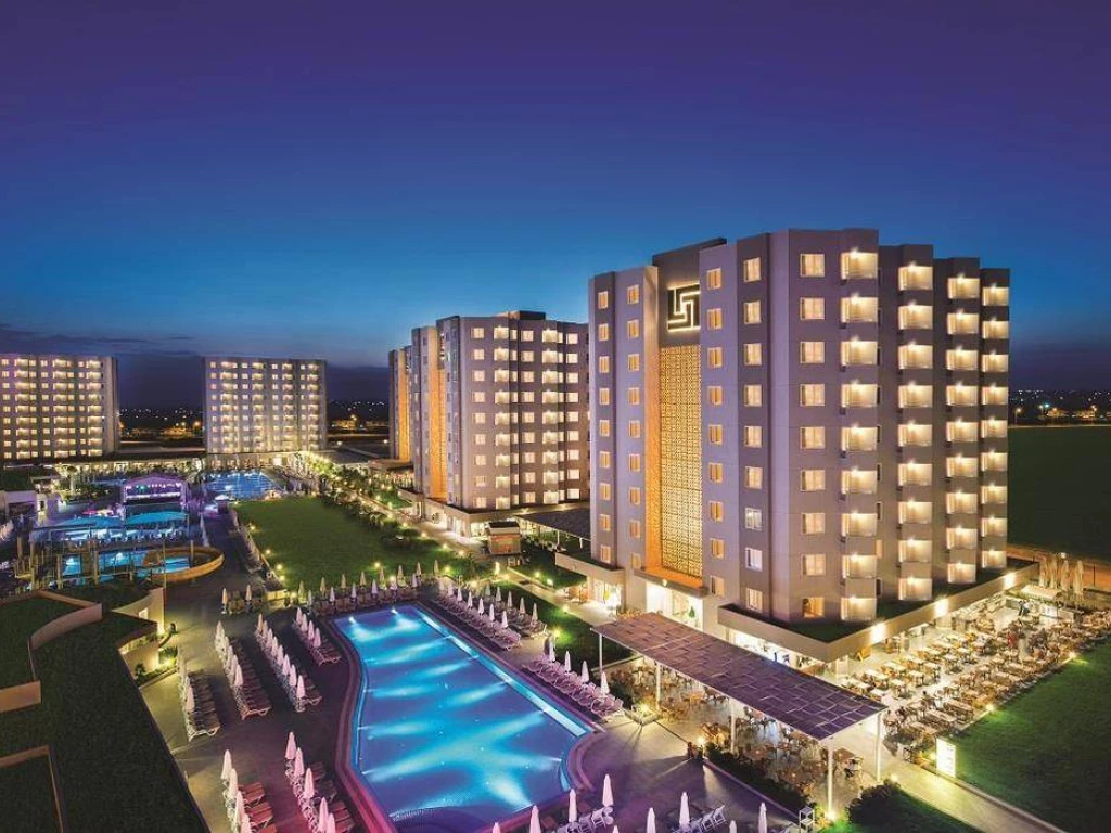 Grand Park Lara (2)