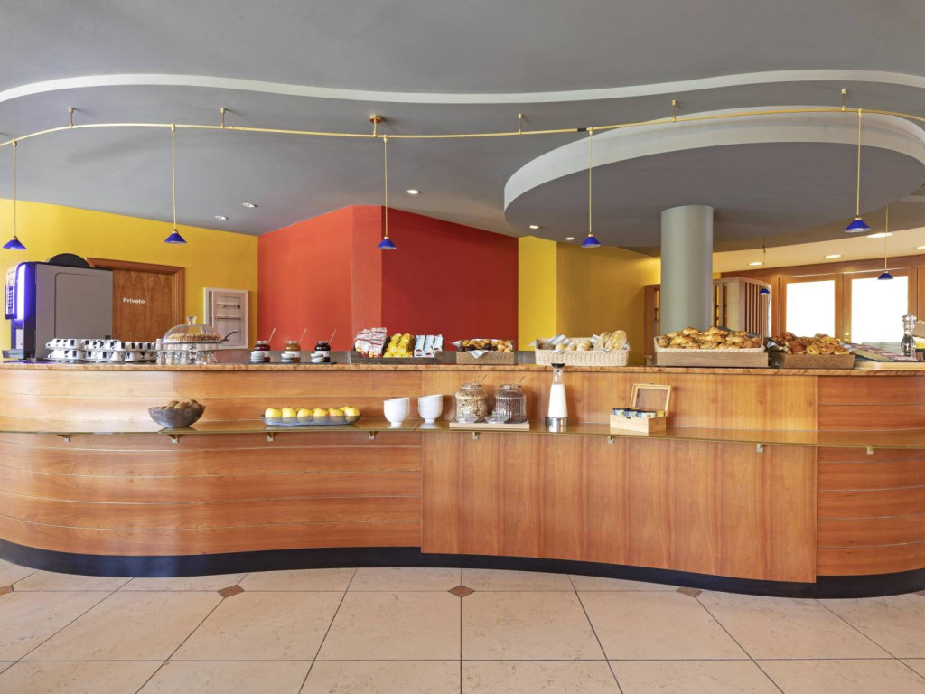hotel-affi_sala-colazione_3-40529