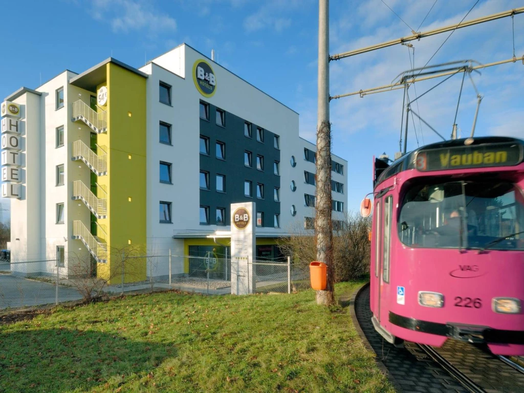 BnB Hotel Freiburg Süd 5
