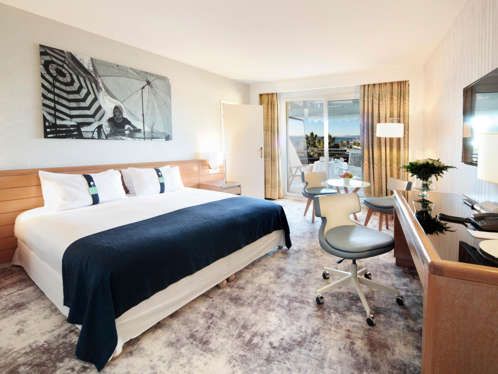 holiday-inn-nice-4271153086-4x3