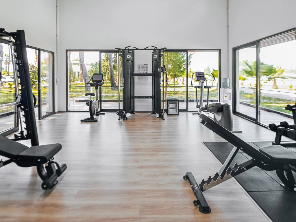 310gSolTropikalDurres-Gym (3)