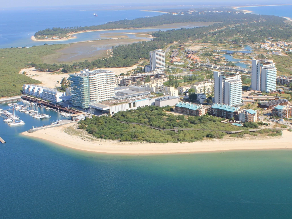 troia-residence-by-the-editory--beach-houses-portugal-troia-lobby-3