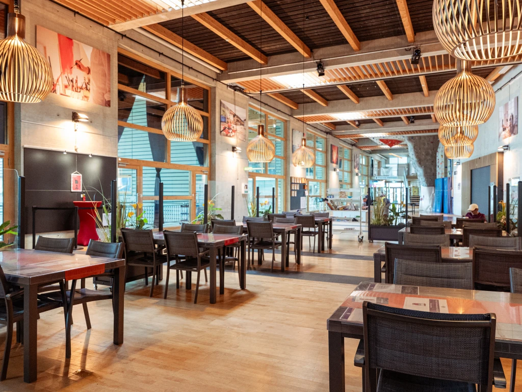 Jugendherberge-Val-de-Travers-Restaurant-Leonidas_Portmann-05