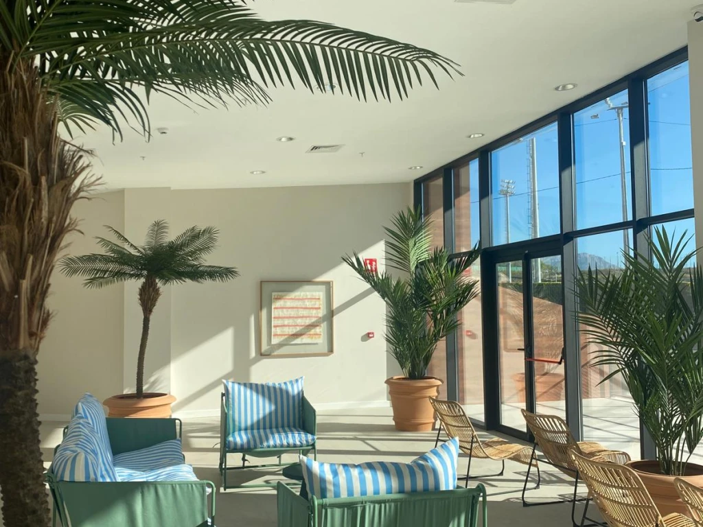2. Salon Hall