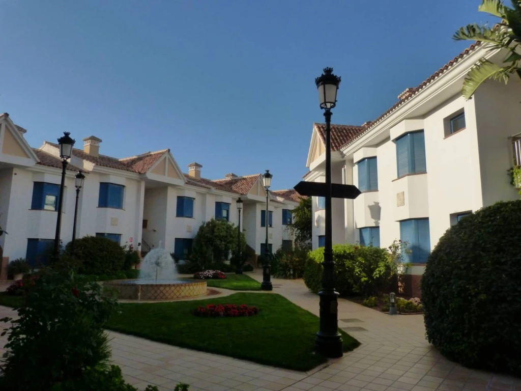 PATIO_HOTEL