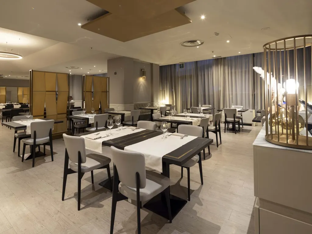 BW-CTC-Hotel-Verona-VRestaurant-Panoramica-3