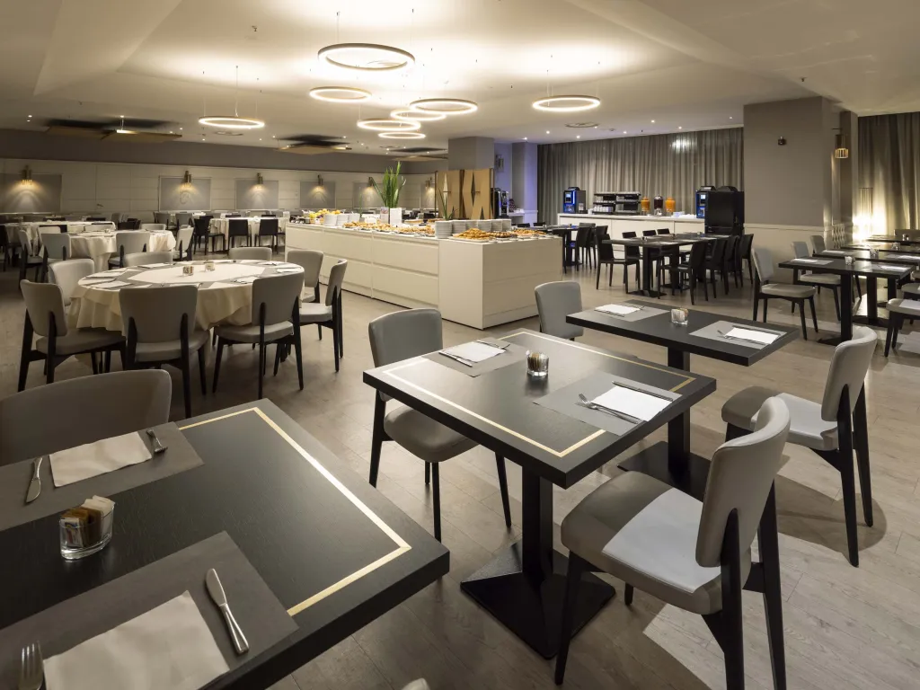 BW CTC Hotel Verona - Breakfast  Room (6)