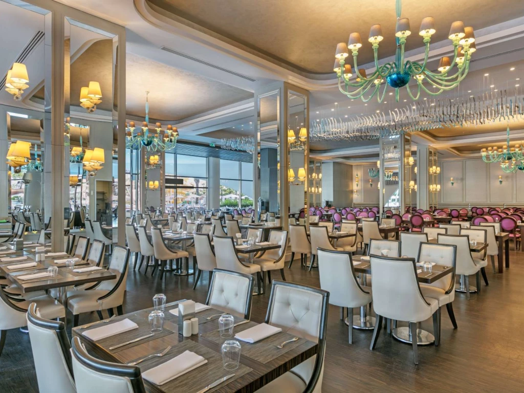 Titanic Deluxe Lara_Parkfora Main Resturant (16)