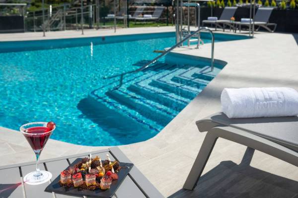 NH_Madrid_Ribera_del_Manzanares_piscina2 - 340